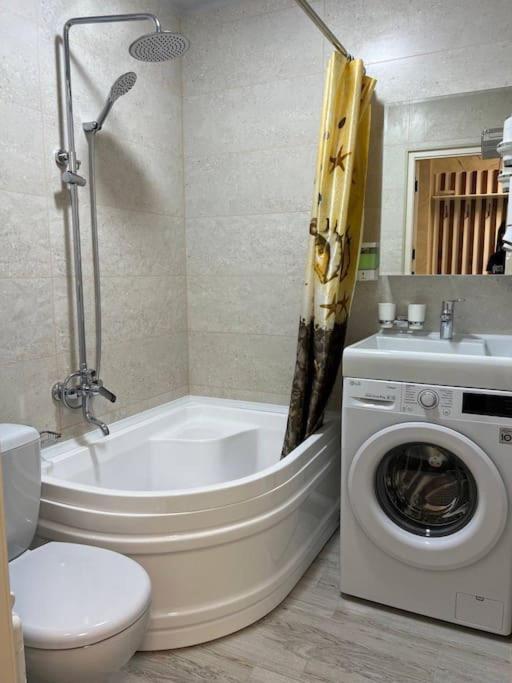 סמרקנד Miracle Apartment מראה חיצוני תמונה